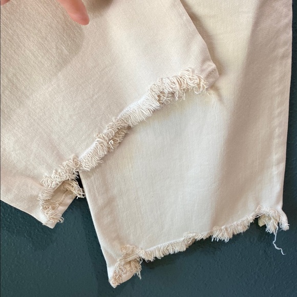 Judy Blue Women's 14W Straight Fit Khaki Jeans - cream -JB82532C - raw hem - Picture 5 of 9